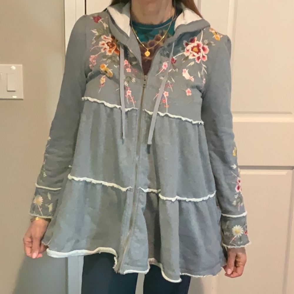 Lovely Johnny Was Gray Floral Embroidered Hoodie